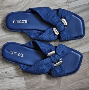 Chico's Denim Blue Knot Slide Slip-On Sandals Size 8.5 NWT